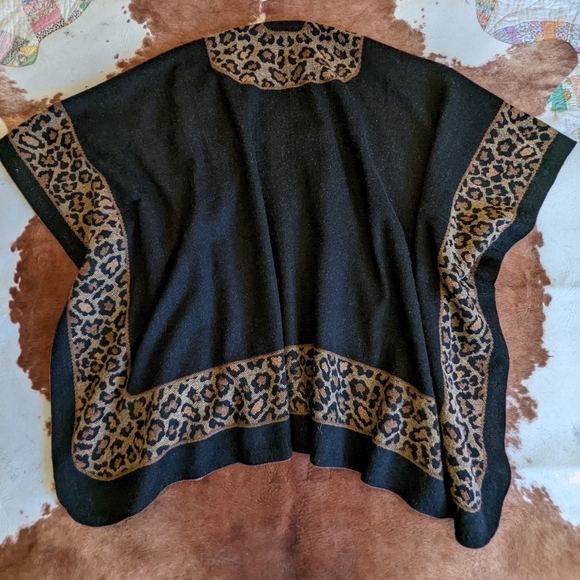 Envision Studio Black W Leopard Print Cardigan Shawl - Picture 14 of 15